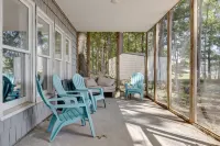 Lake Chillin’ at its finest!