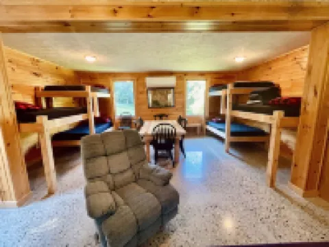 Cabin with beautiful acreage bordering Manistee National Forest