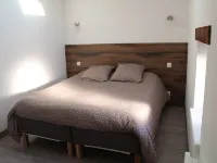 The renovated attic for your comfort Hotels in Mauleon