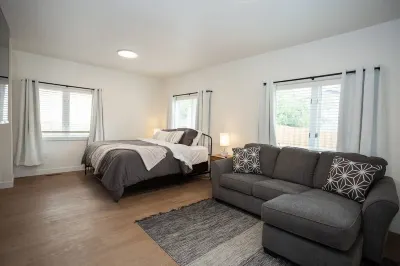 ⁑Westside Luxury⁑Park Access✔Patio✔Large Groups✔