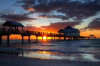 A Little Bit of Paradise-Direct Beachfront