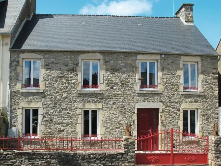 Quiet and sunny house Отели в г. Пор-Бай-Сюр-Мер