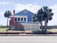 Beachfront 3bed 2bath sleeps 8. ‘25 amenity pass, linens included.