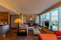 W Santiago - 5-Star