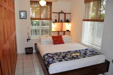 Waterfront Luxury Living Inside & Out, Gulf View, on the Water!!