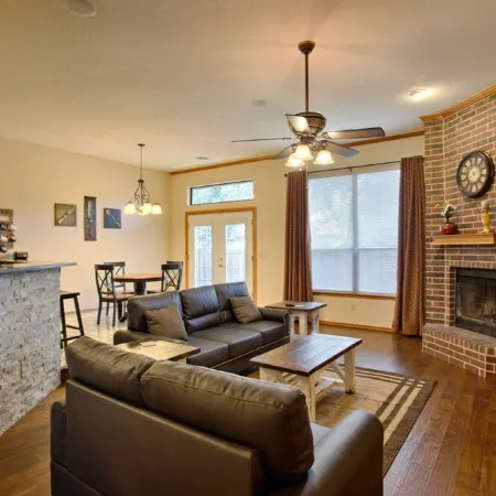 Space and lots of Comfort with 2,400 sq ft!