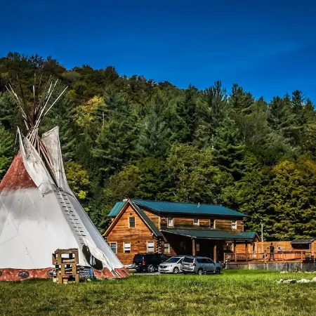 The Cabin that brings people together