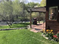 Private Cabin in beautiful Downtown Steamboat! BEST LOCATION in OLD TOWN!