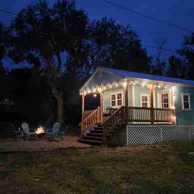 Casa Azul - Cozy cabin centrally located downtown Bandera Hotel Exterior
