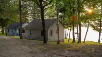 Webb Lake, Hackensack, Northern MN - 2 Bedroom, Sleeps 4 - Cabin #2 Blue Water