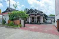 Griya Asri Guest House RedPartner Hotels in Ngaglik