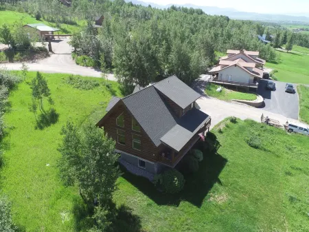 Log home in the Mountains