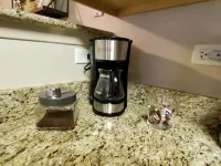 2 BR W/ Washer Dryer,  Fireplace, Close To It All, Monthly Stays Welcome