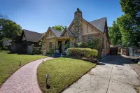 Center City - Bungalows