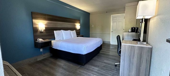 Days Inn by Wyndham San Diego Vista Hotels in Vista