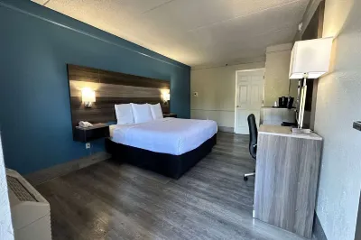Days Inn by Wyndham San Diego Vista Hotels in San Diego county