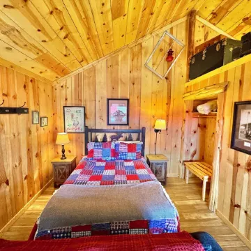 Sylamore Depot Cabin # 302