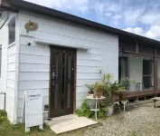 Guest House Hibiscus Hotels in Ōgimi