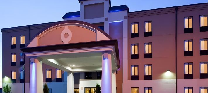 Holiday Inn Express FARGO-WEST ACRES by IHG Hotels in Fargo