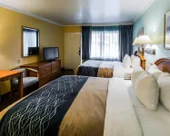 Beachside Hotel & Suites