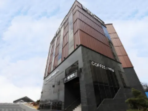 โรงแรมพยองชาง เดอะมารุ โรงแรมในพย็องชัง