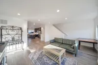 Modern Townhome By Trax Station, Close to Ski & Downtown, EV Charger & Flex Room