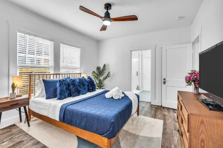 The Little Green Bungalow!