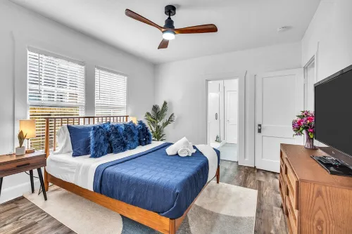 The Little Green Bungalow!