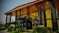 Vintclub Resort Hotels in Ahmamau