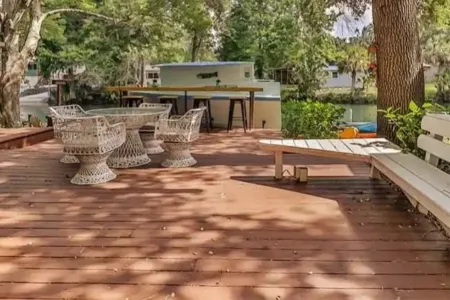 Fun Weeki Wachee River Boathouse