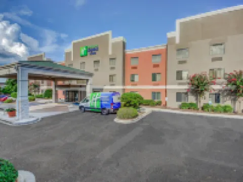 Holiday Inn Express & Suites GREENVILLE AIRPORT by IHG Hoteles en Greer
