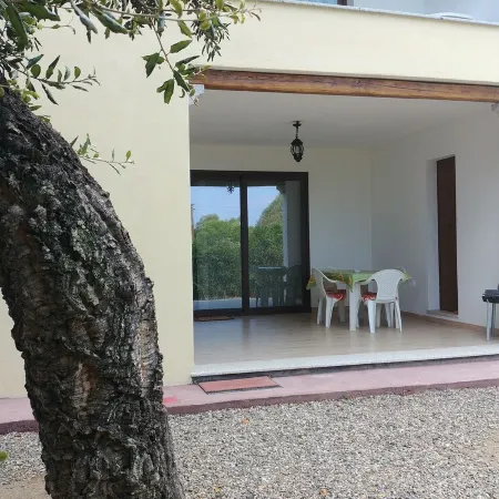 Sunny House, vacation home with garden near the beach in Budoni!