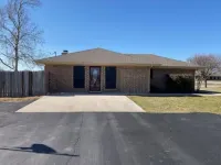 Clover House, Pool, Game Room