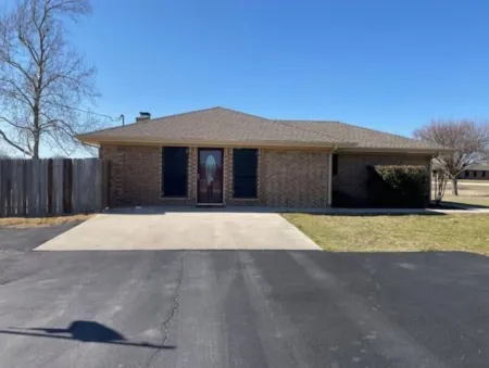 Clover House, Pool, Game Room