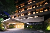 Oku Yugawara Sansuirou Hotels near Espot Mall