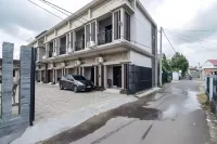 RedDoorz Syariah Near Tugu Juang Jambi Hotel dekat PASAR TAC