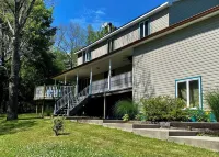 Quiet Mountain View Art House - Up on a hill - Round Top!