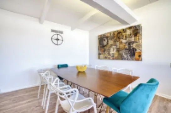 Desert Escape: 5BR Mid-Century Home w/ Pool, Spa, Firepit & Pickleball Court!