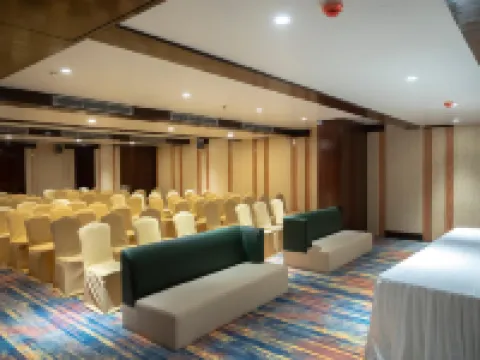 Hotel Lake View Hotels in Murshidabad