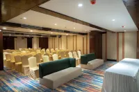 Hotel Lake View Hotels in Berhampore