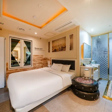 Jinju CF Self Check-in Motel