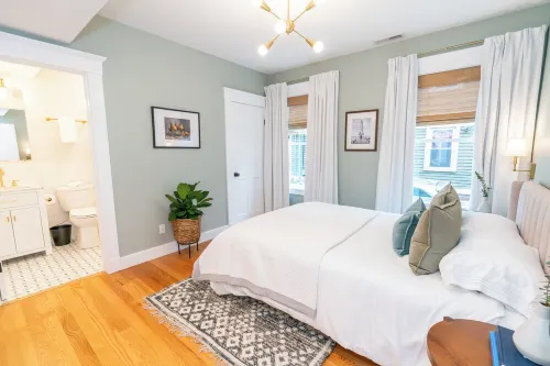 Gemstone: Family-friendly, Close to Yale & Downtown New Haven