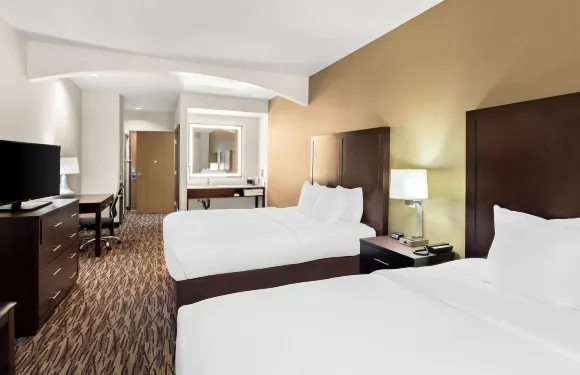 波特蘭機場舒適套房酒店