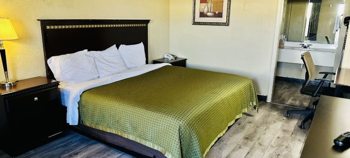 Travel Inn Bristol Near State Street Hotels in Bristol