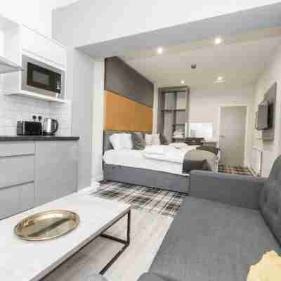 42 Apart-Hotel Rooms