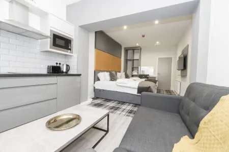 42 Apart-Hotel Отели рядом с достопримечательностью «The House»