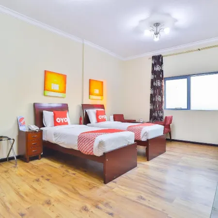 Grand PJ Hotel - Free Parking Отели рядом с достопримечательностью «Торговый центр Al Manar»