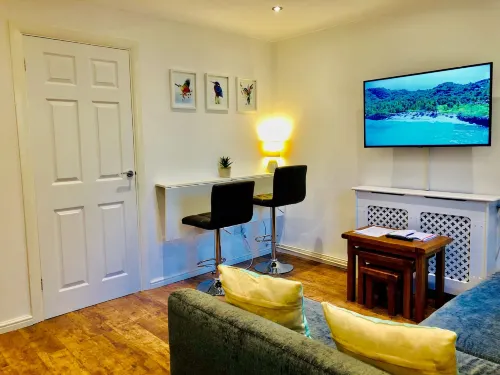Fountain View 1Br Flat Oxford - Free Parking - Condos