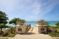 Rosalie Apt #2 by Bluescape Hotels in Silver Sands