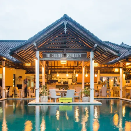 OK Divers Resort & Spa Отели рядом с достопримечательностью «Пляж Блю Лагун»